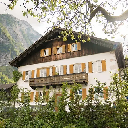 Lakeside Apartment Hallstatt