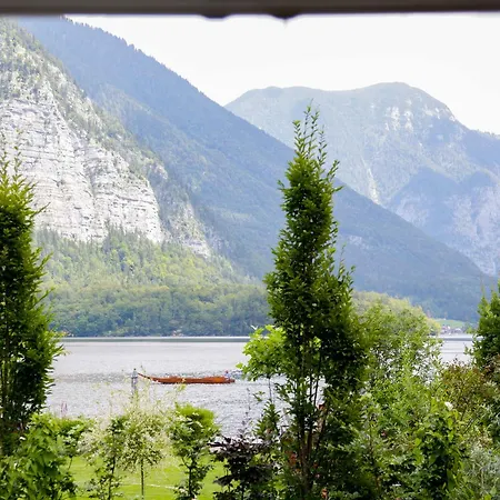 Lakeside Hallstatt